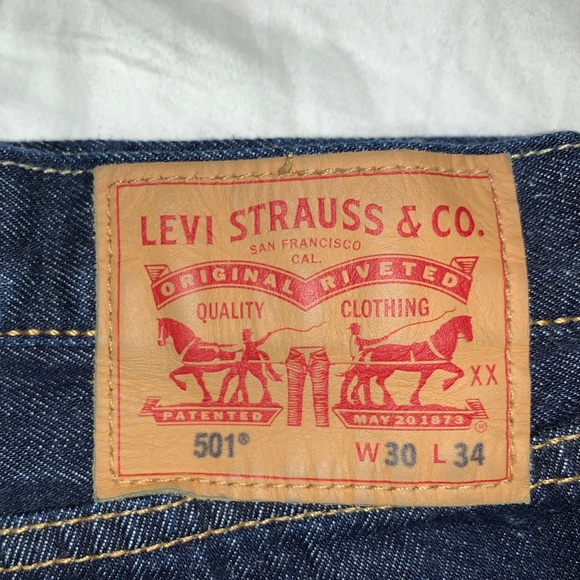 Original Levi Jean shorts NWOT - Picture 2 of 7